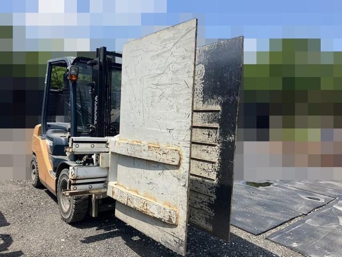 Вилочный погрузчик Toyota L&F 02-8FD25