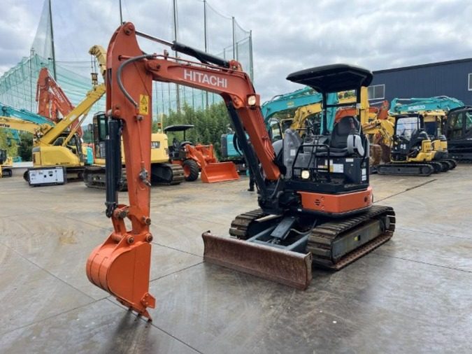 Мини-экскаватор Hitachi ZX30U-5B