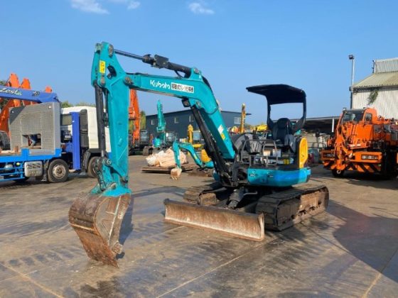Мини-экскаватор Kubota U-40-6E