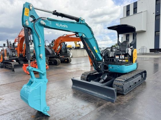 Мини-экскаватор Kubota U-40-6E