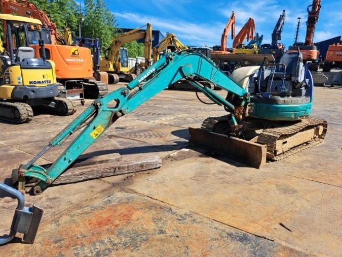 Мини-экскаватор Komatsu PC30MR-1