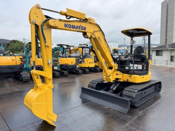 Мини-экскаватор Komatsu PC45MR-5