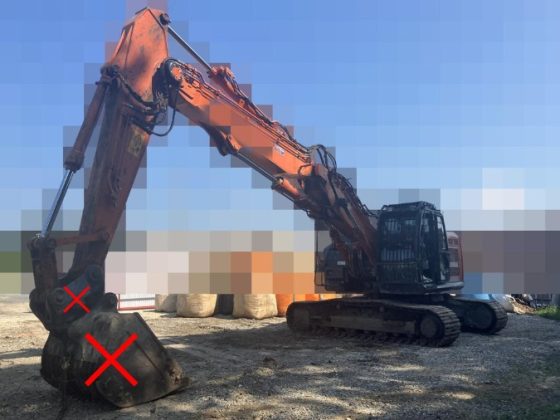 Гусеничный экскаватор Hitachi ZX225USRLCK-6