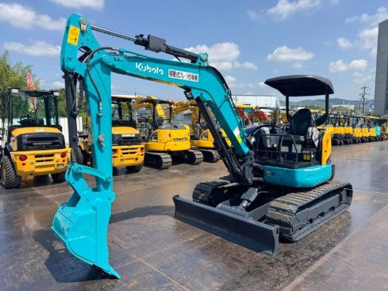Мини-экскаватор Kubota U-40-6