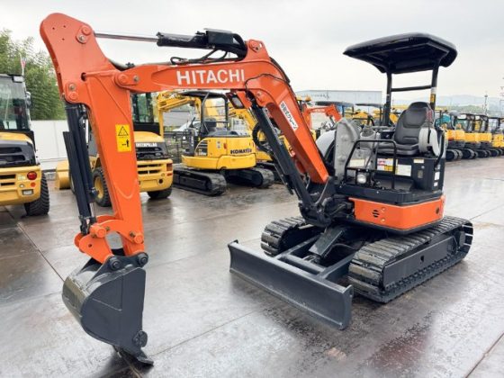 Мини-экскаватор Hitachi ZX30U-5B