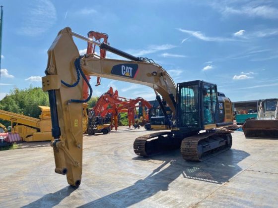 Гусеничный экскаватор Caterpillar 320E-2