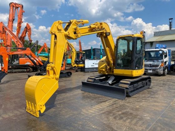 Гусеничный экскаватор Komatsu PC78UU-10