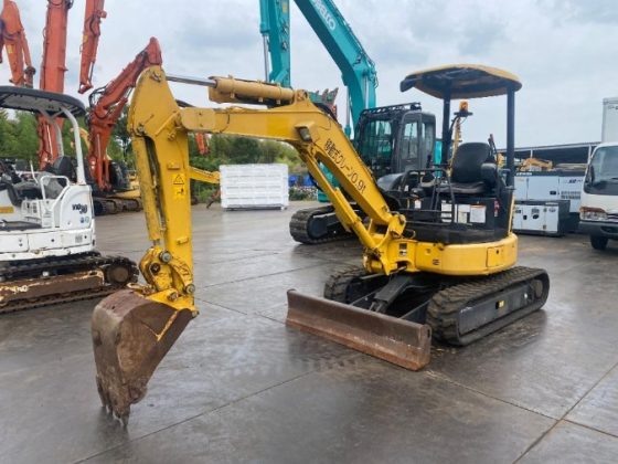 Мини-экскаватор Komatsu PC30MR-3