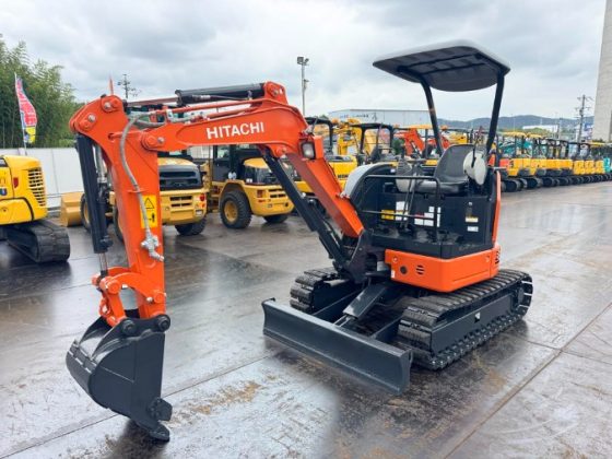 Мини-экскаватор Hitachi ZX20U-5A