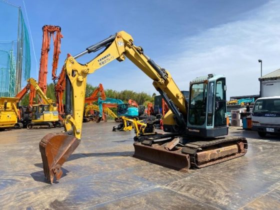 Гусеничный экскаватор Yanmar B7-5B