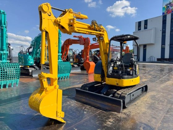 Мини-экскаватор Komatsu PC58UU-6