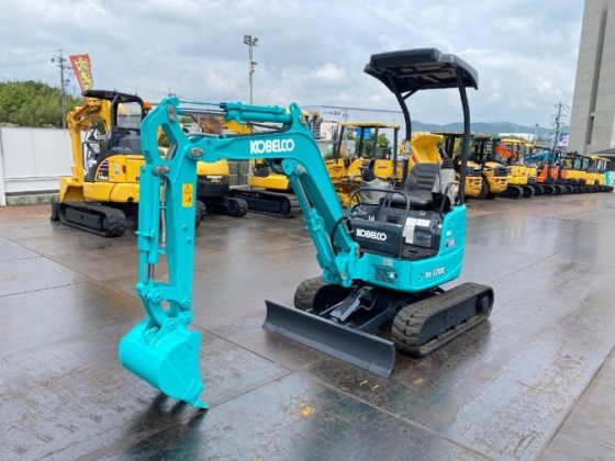 Мини-экскаватор Kobelco SK17SR-5