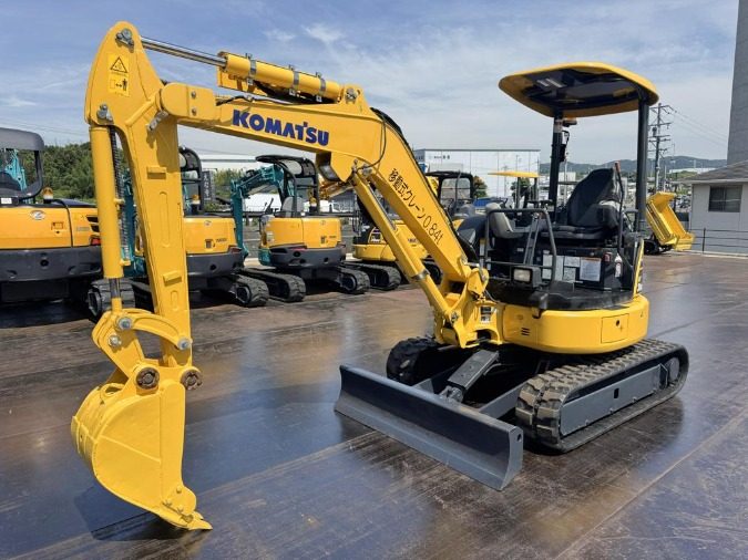 Мини-экскаватор Komatsu PC30MR-5