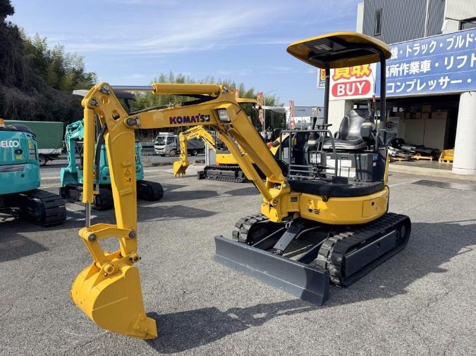 Мини-экскаватор Komatsu PC20MR-3