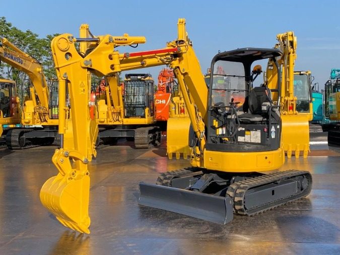 Мини-экскаватор Komatsu PC38UU-6