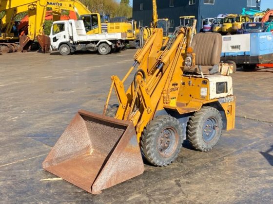 Фронтальный погрузчик Komatsu SK04