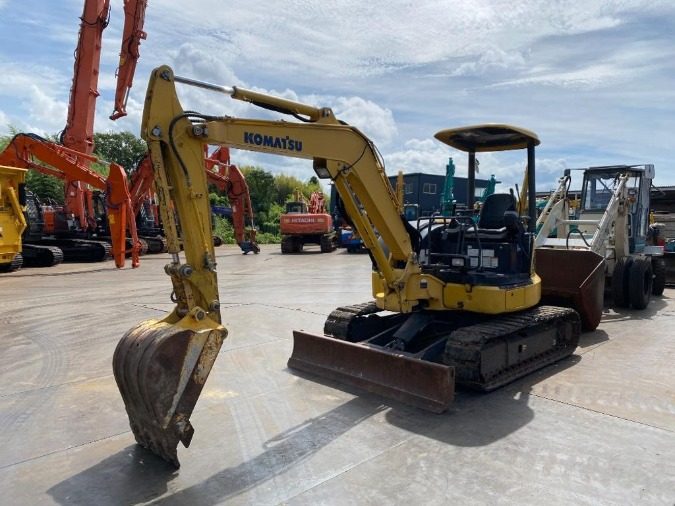 Мини-экскаватор Komatsu PC40MR-3