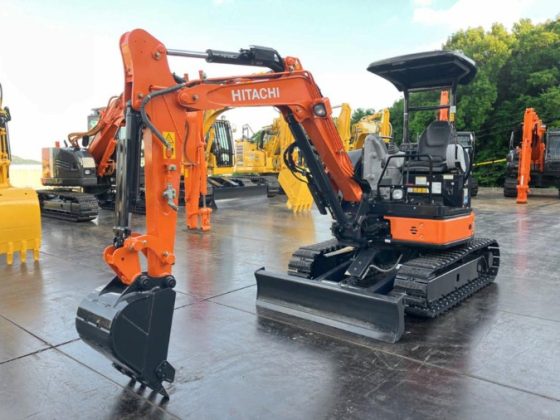 Мини-экскаватор Hitachi ZX30U-5B